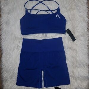 Oner Active Everyday Cross Over Bralette and Effortless Seamless Shorts Set